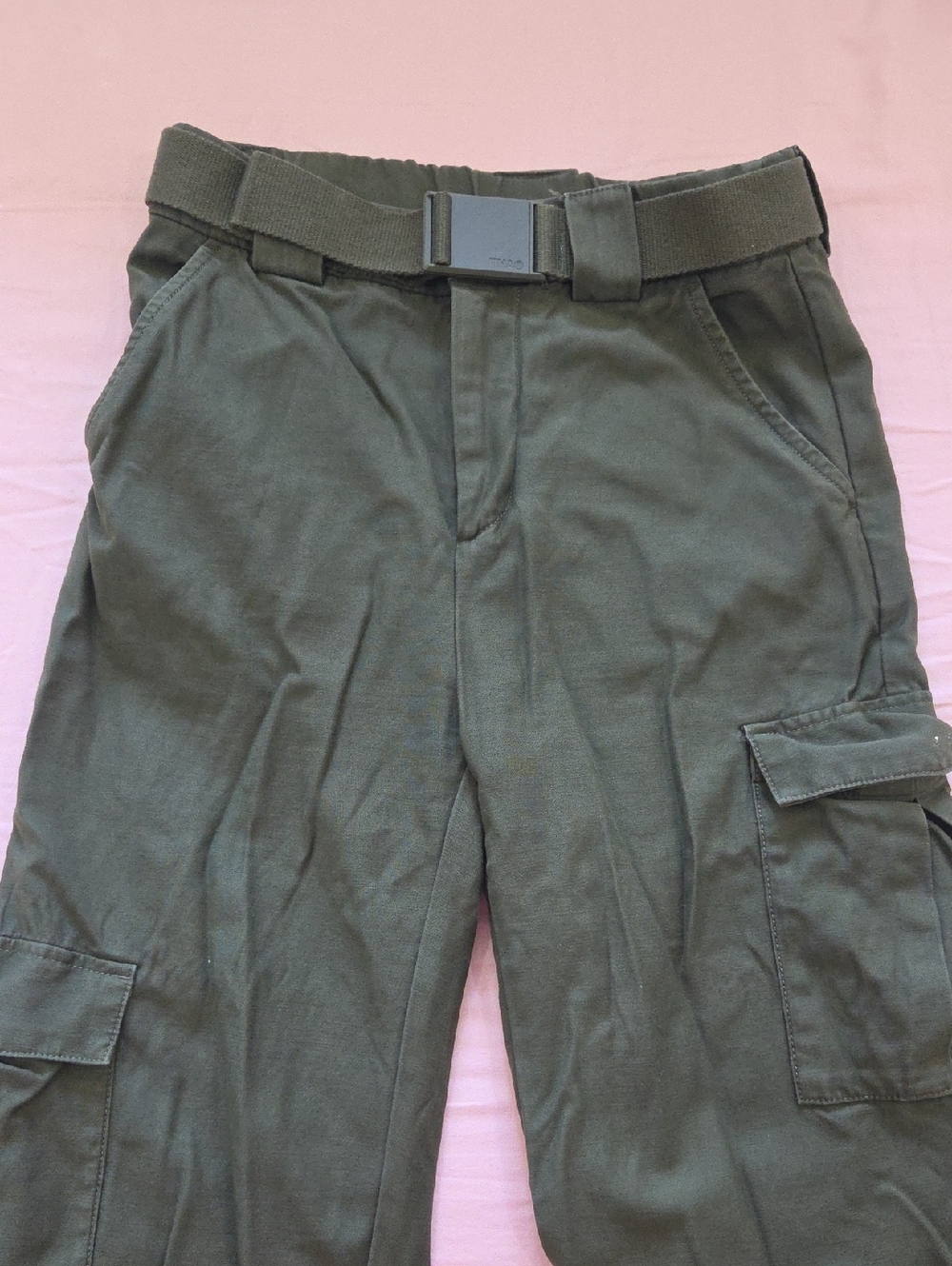 Women's TNA Cadet Cargo Pants with Belt in Dark Olive Green